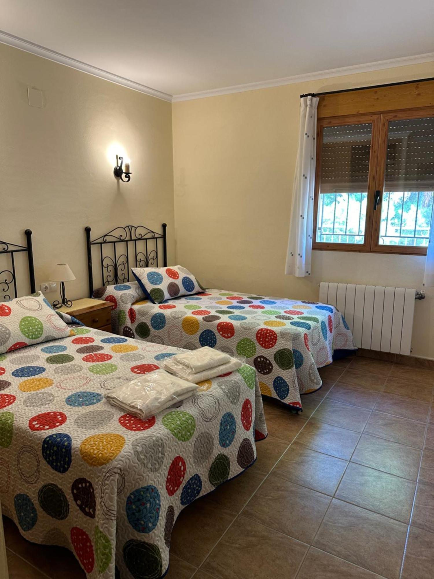 Casas Rurales Cerro Lobo Yeste Eksteriør bilde