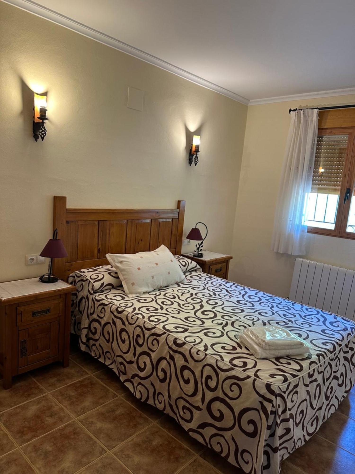 Casas Rurales Cerro Lobo Yeste Eksteriør bilde